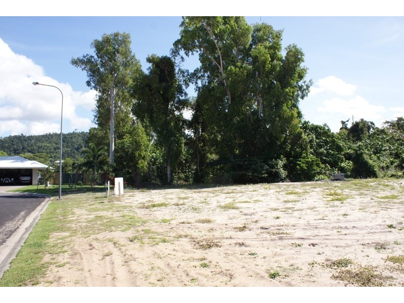 19 Shore Street, Wongaling Beach QLD 4852