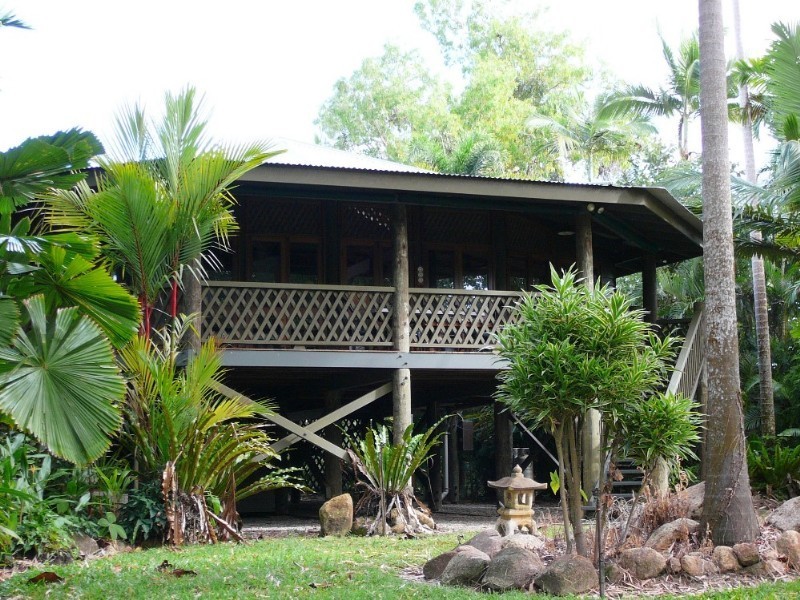 Mission Beach QLD 4852