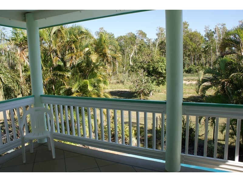 67 Taylor Street, Tully Heads QLD 4854