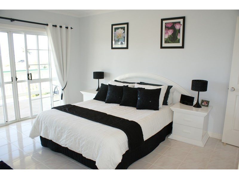 67 Taylor Street, Tully Heads QLD 4854