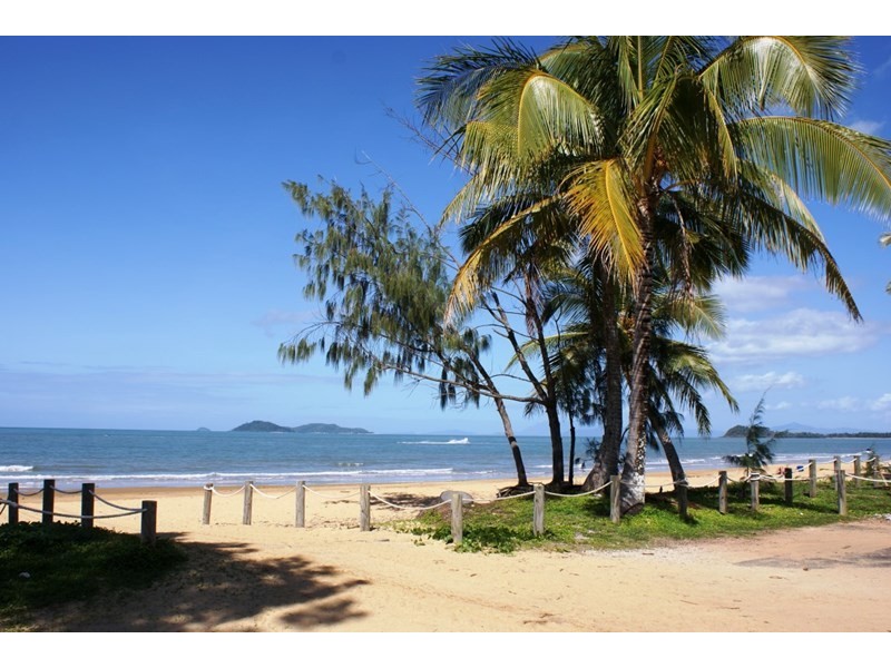 21 Clipper Court, South Mission QLD 4852