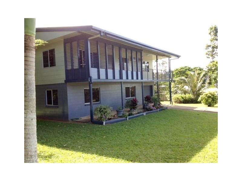 31 Cutten Street, Bingil Bay QLD 4852