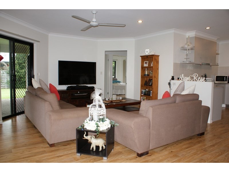 9 Clipper Court, South Mission QLD 4852