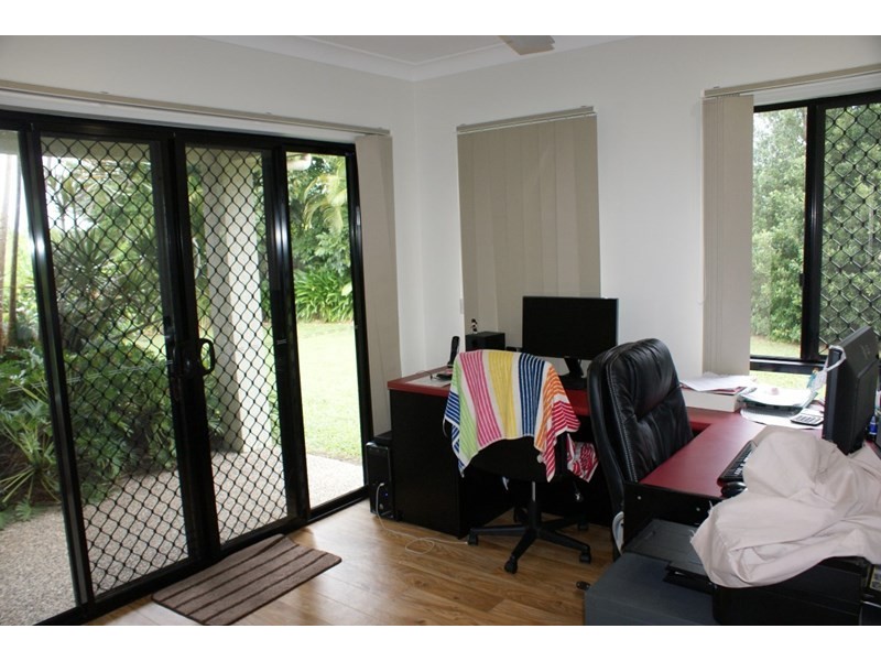 9 Clipper Court, South Mission QLD 4852