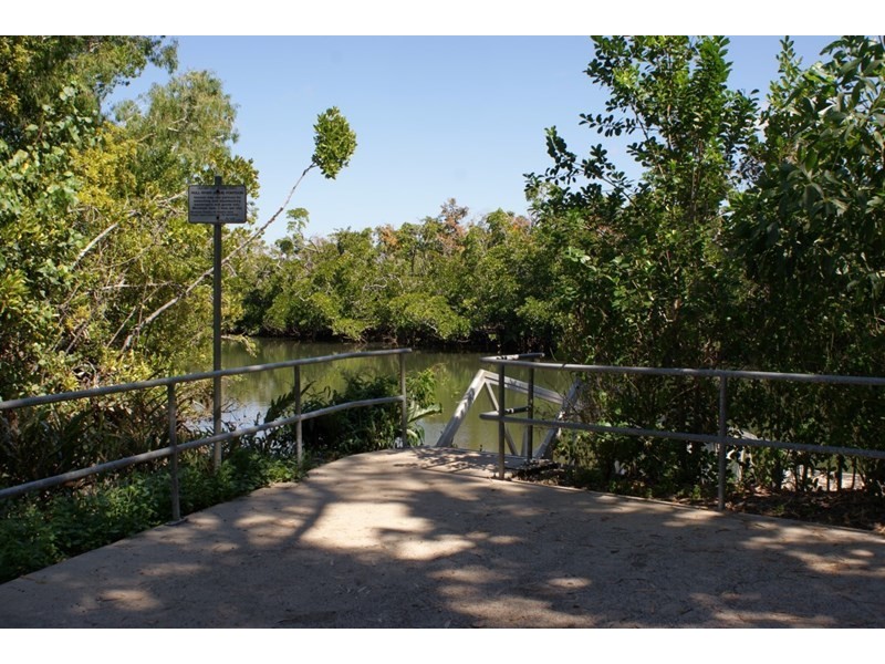 9 Clipper Court, South Mission QLD 4852