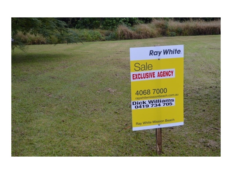 5 Hutchison Close, Mission Beach QLD 4852