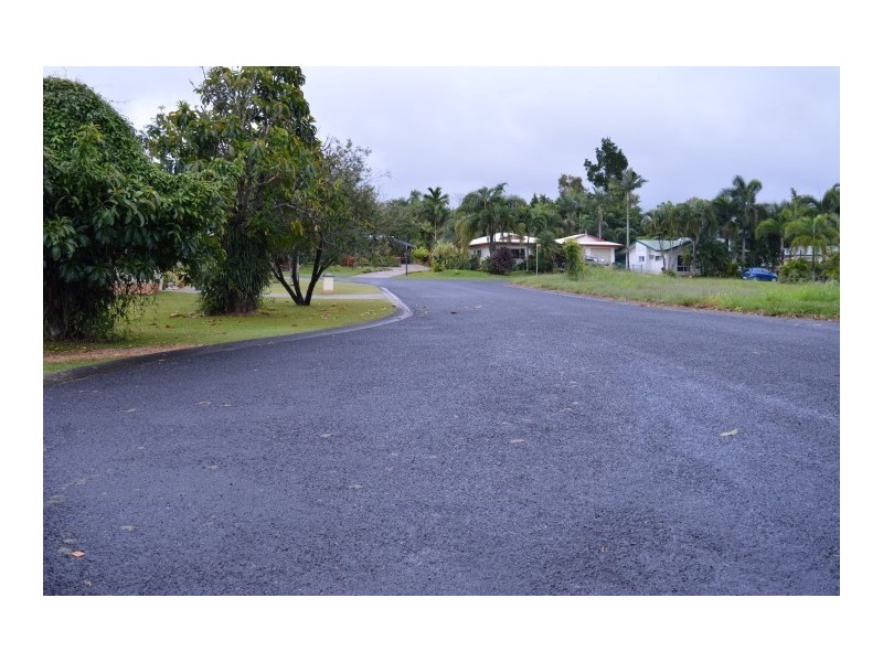 5 Hutchison Close, Mission Beach QLD 4852