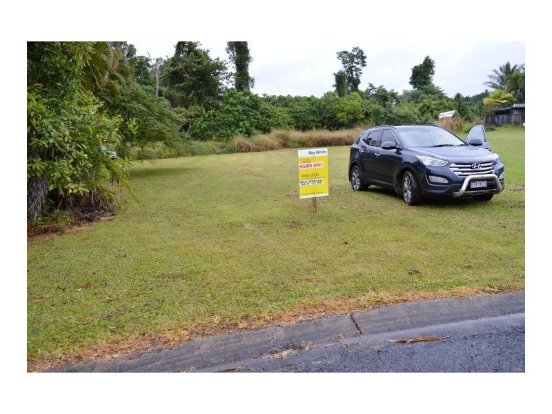 5 Hutchison Close, Mission Beach QLD 4852