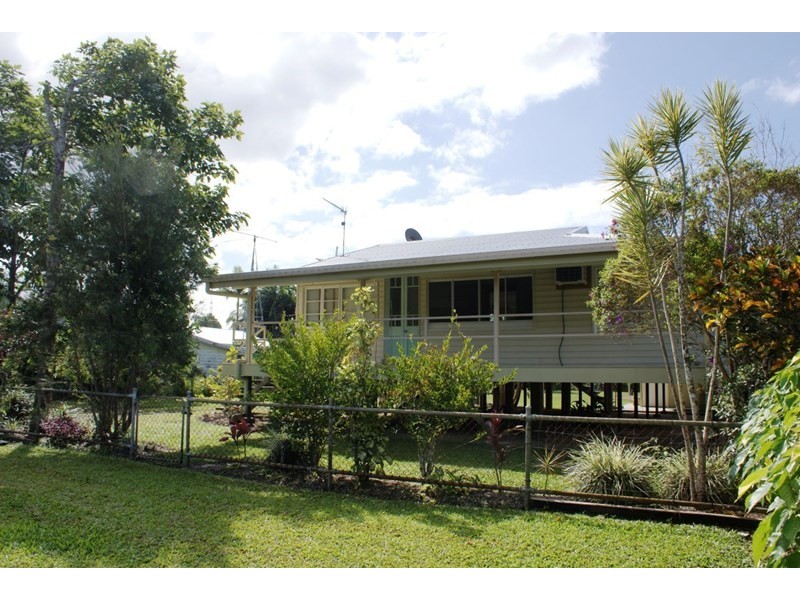 35 Royston Street, El Arish QLD 4855