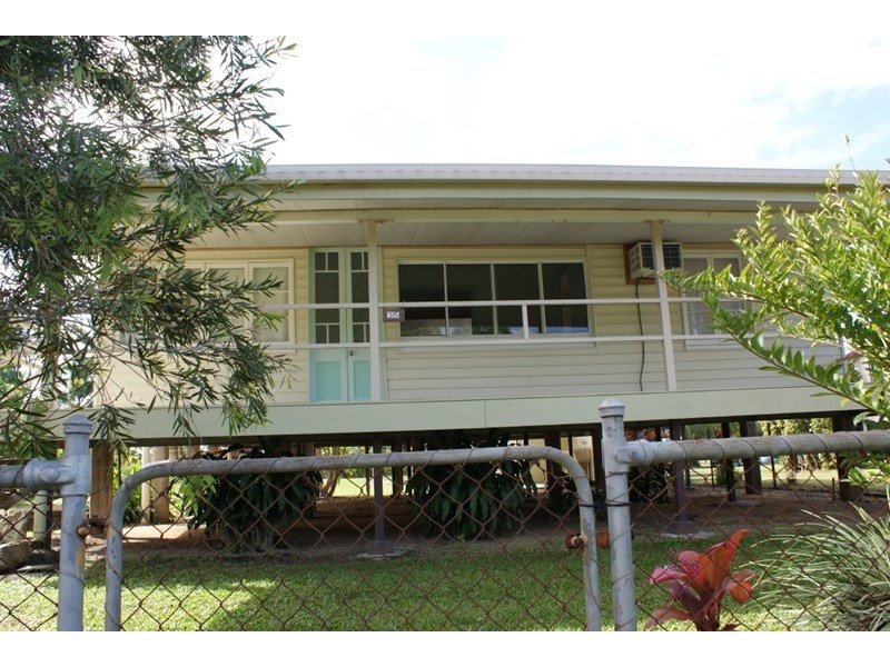 35 Royston Street, El Arish QLD 4855