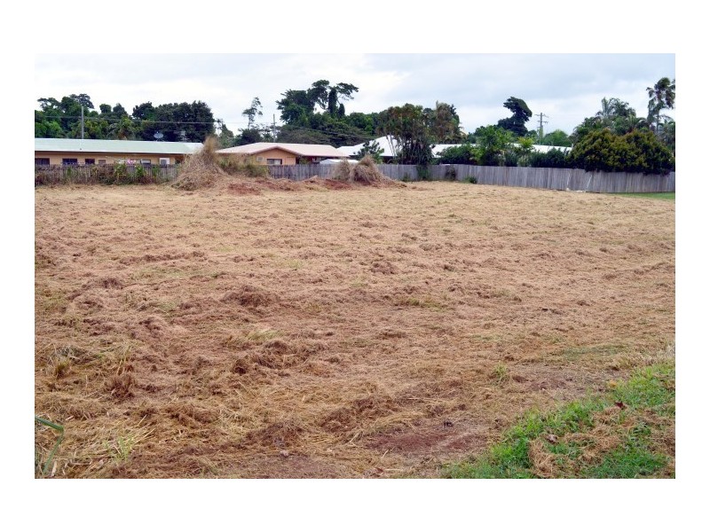 26 Seaview Street, Mission Beach QLD 4852