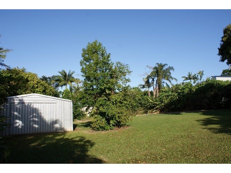 20 Pioneer Street, Bingil Bay QLD 4852