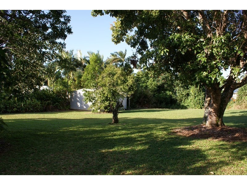 20 Pioneer Street, Bingil Bay QLD 4852