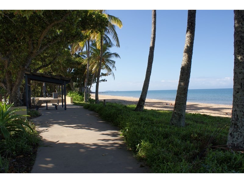 20 Pioneer Street, Bingil Bay QLD 4852