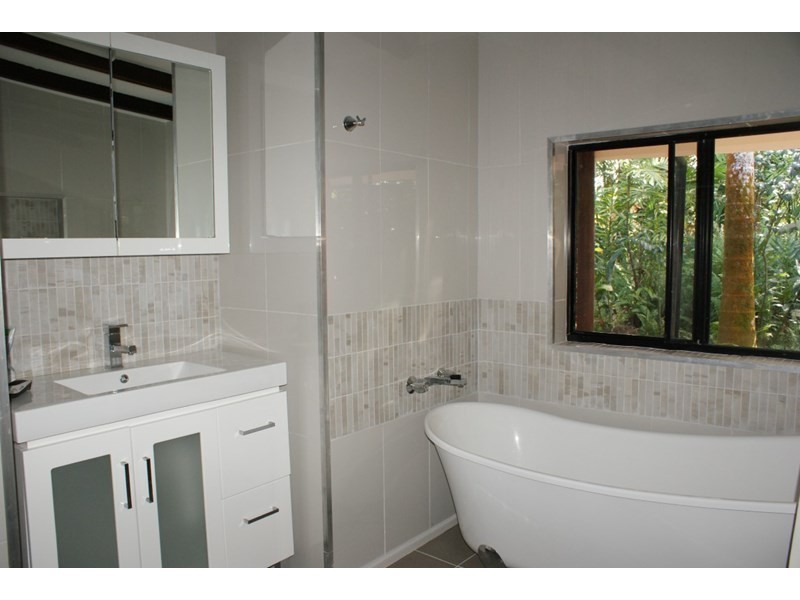 814 East Feluga Road, East Feluga QLD 4854