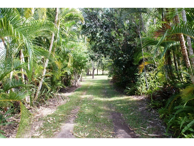 814 East Feluga Road, East Feluga QLD 4854