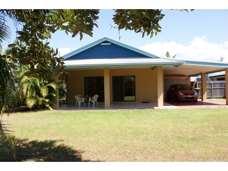 50 Holland Street, Wongaling Beach QLD 4852