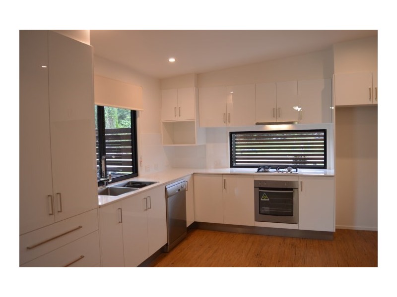 25 Casuarina Crescent, Mission Beach QLD 4852