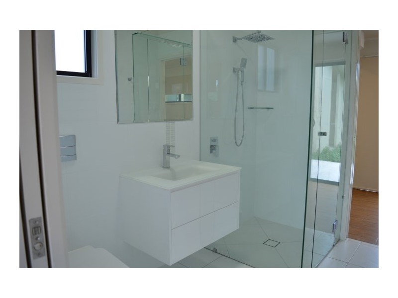 25 Casuarina Crescent, Mission Beach QLD 4852