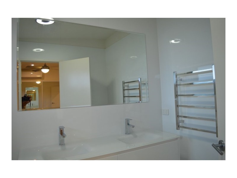 25 Casuarina Crescent, Mission Beach QLD 4852