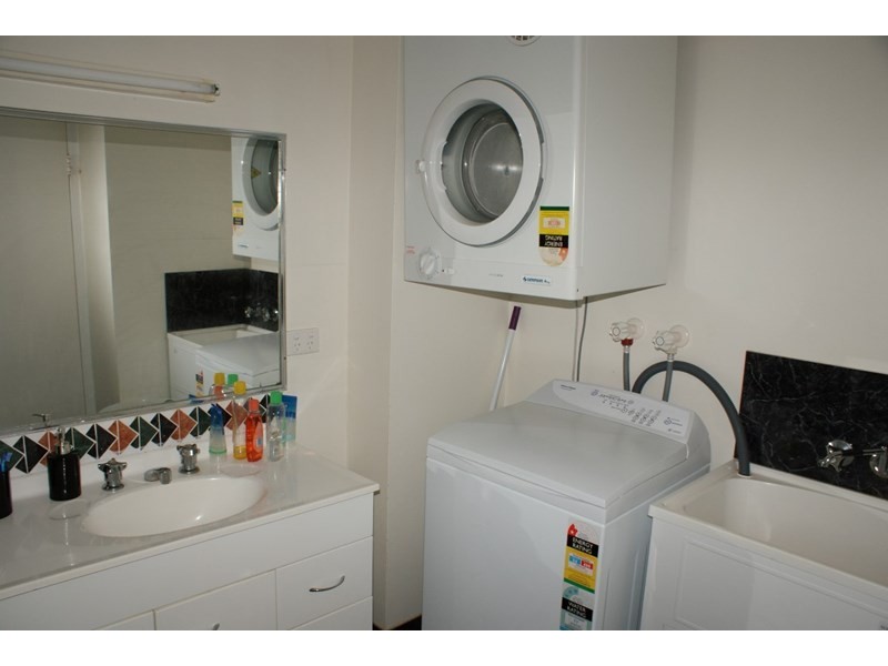 2/155 Reid Road, Wongaling Beach QLD 4852