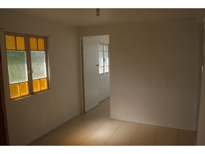 28 Trower Street, Tully QLD 4854