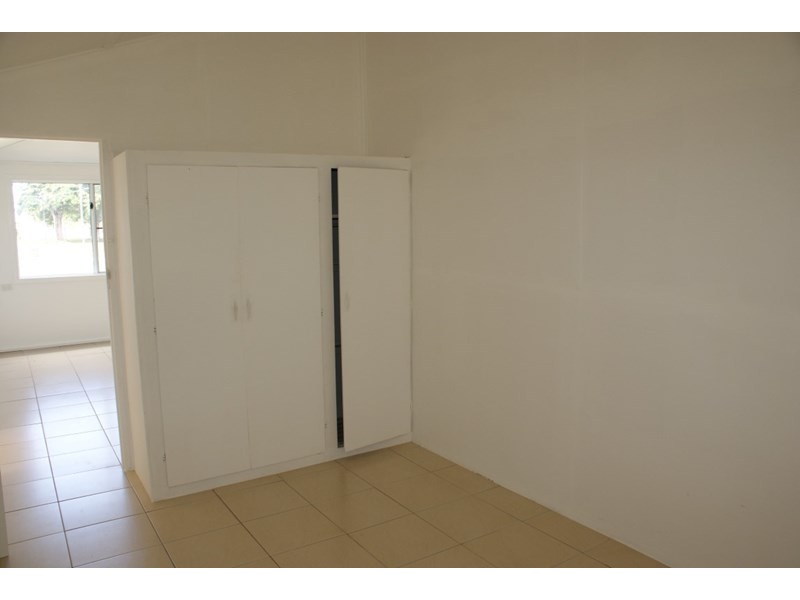 28 Trower Street, Tully QLD 4854