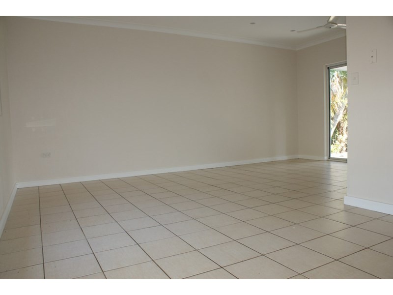 7 Holland Street, Wongaling Beach QLD 4852