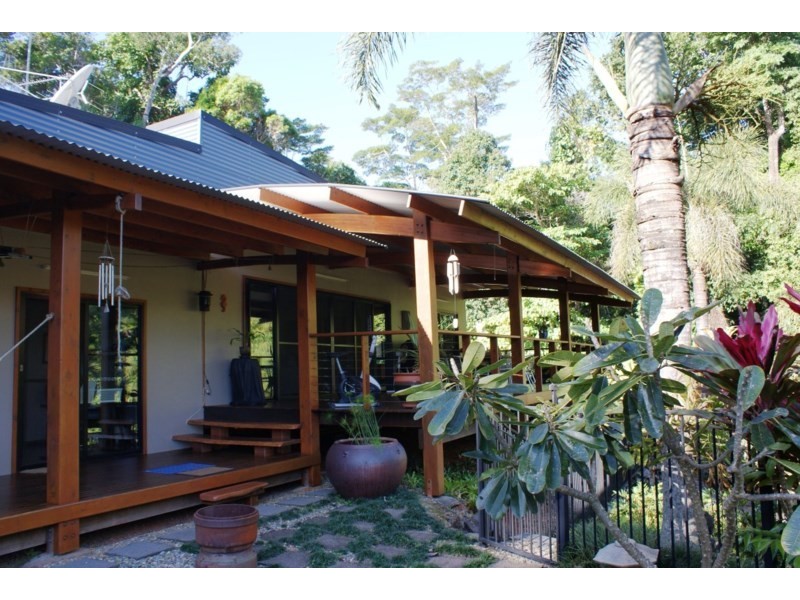 1/627 Bingil Bay Road, Bingil Bay QLD 4852