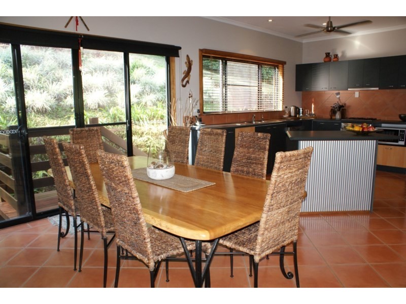 1/627 Bingil Bay Road, Bingil Bay QLD 4852