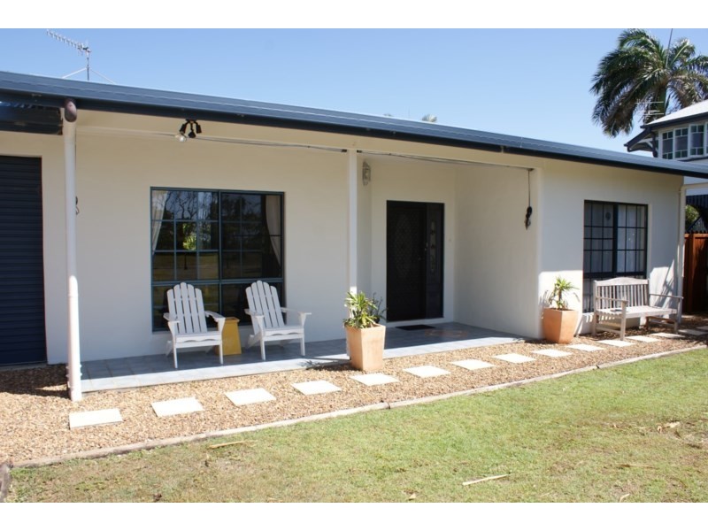 10 Conch Street, Mission Beach QLD 4852