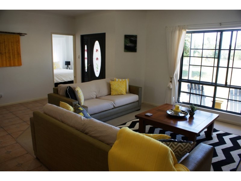 10 Conch Street, Mission Beach QLD 4852
