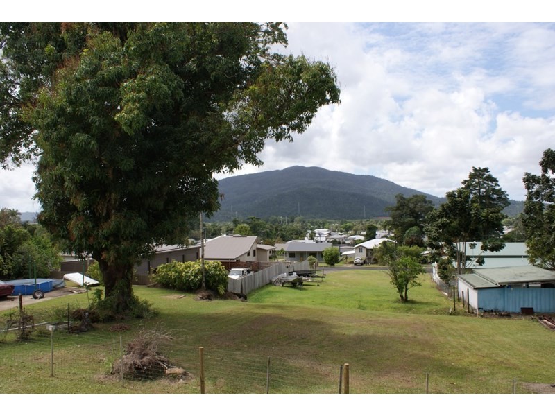 4 Brannigan Street, Tully QLD 4854