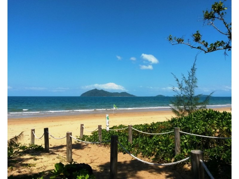 7 Dunkalli Crescent, Wongaling Beach QLD 4852