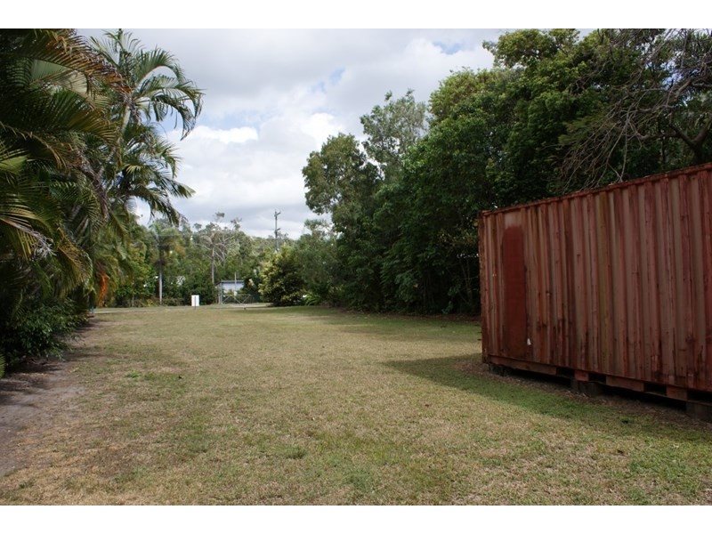 22 Seafarer Street, South Mission QLD 4852