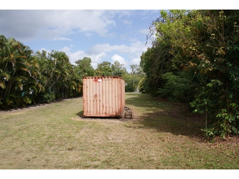 22 Seafarer Street, South Mission QLD 4852