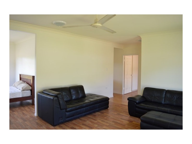 11 Butler Road, Bingil Bay QLD 4852