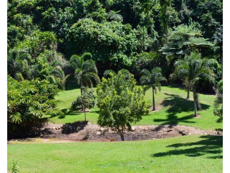 18 Unsworth Drive, Mission Beach QLD 4852