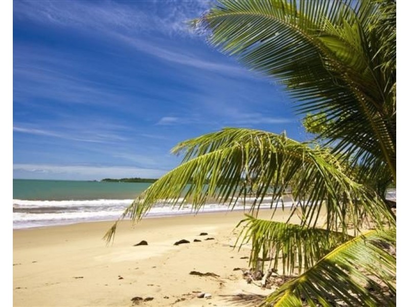 18 Unsworth Drive, Mission Beach QLD 4852