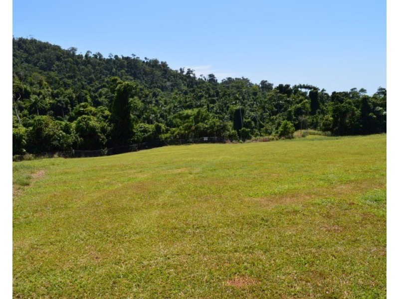 18 Unsworth Drive, Mission Beach QLD 4852