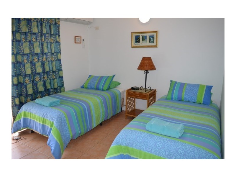 2/60 Porter Promenade, Mission Beach QLD 4852