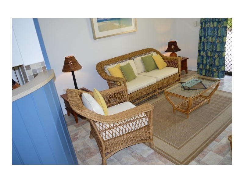 2/60 Porter Promenade, Mission Beach QLD 4852