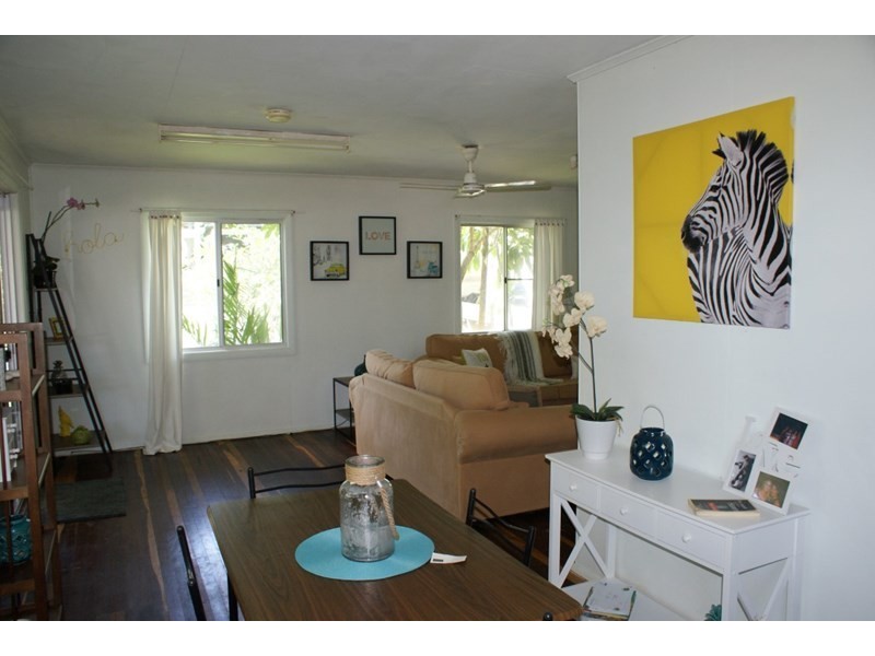 39 Cutten Street, Bingil Bay QLD 4852