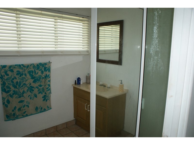 39 Cutten Street, Bingil Bay QLD 4852