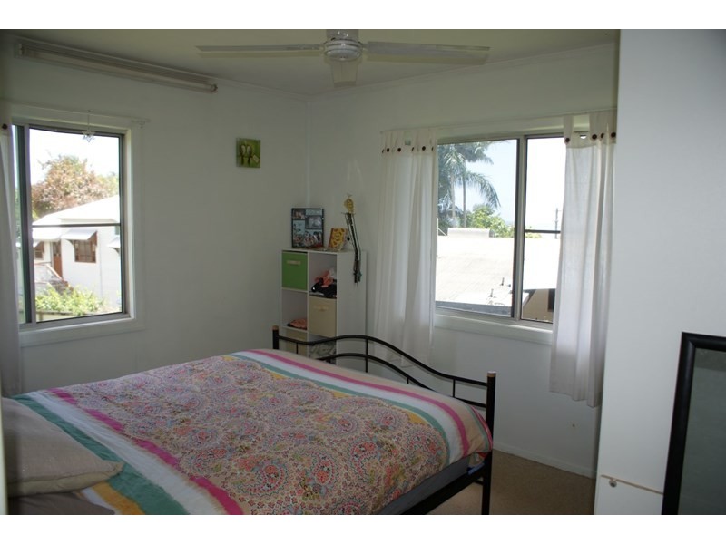 39 Cutten Street, Bingil Bay QLD 4852