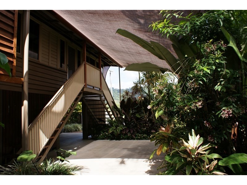 76 Chauvel Street, El Arish QLD 4855