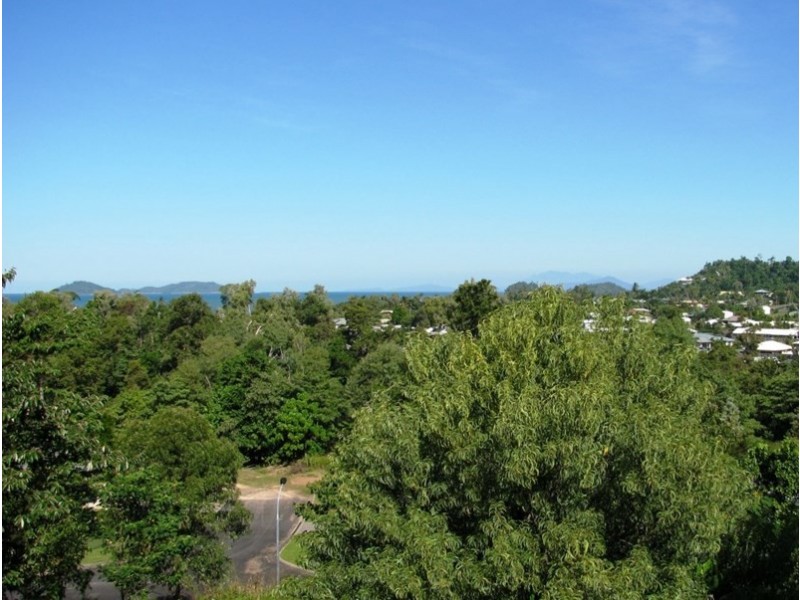 3 The Boulevard, South Mission QLD 4852