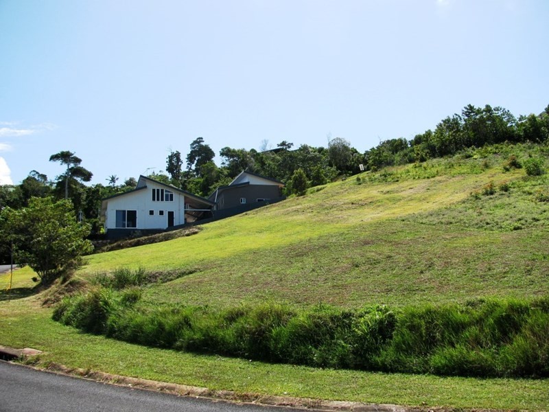 3 The Boulevard, South Mission QLD 4852