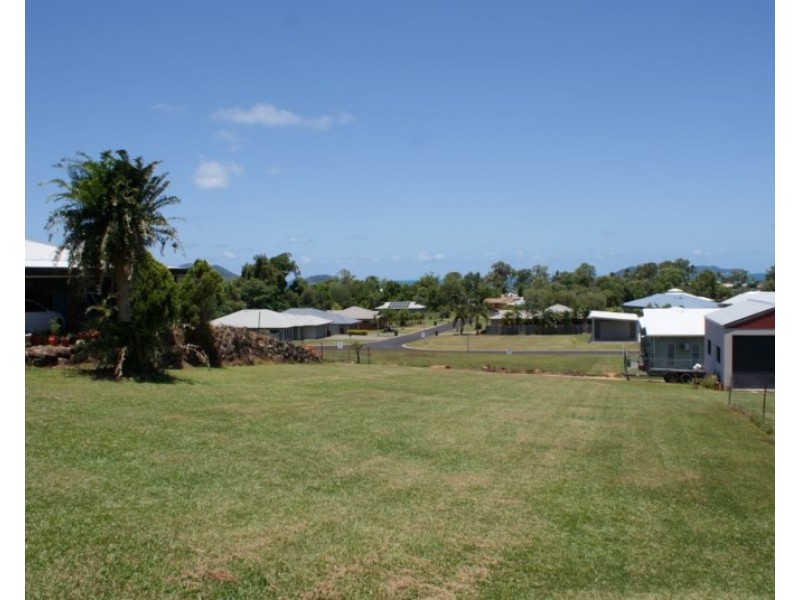 20 Admiralty Street, South Mission QLD 4852