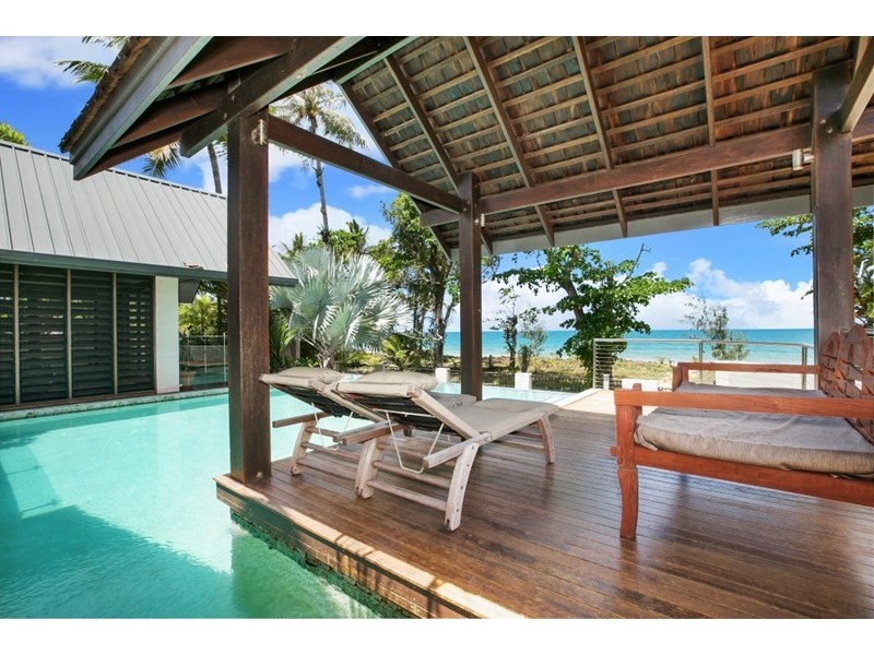 32 Reid Road, Wongaling Beach QLD 4852